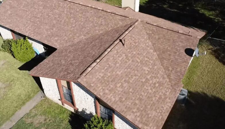 Asphalt Roofer in Texas